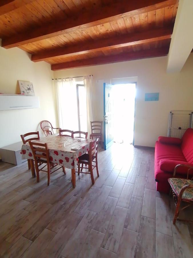 Agriturismo Oca Giuliva Lido dei Pini Buitenkant foto